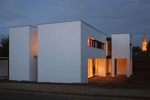 Front_night
