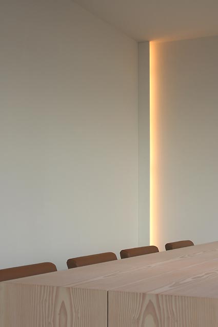 Tisch_Lichtleiste
